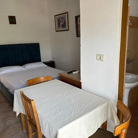 Apartment Nana *